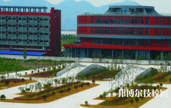 寧波交通高級(jí)技工學(xué)校3