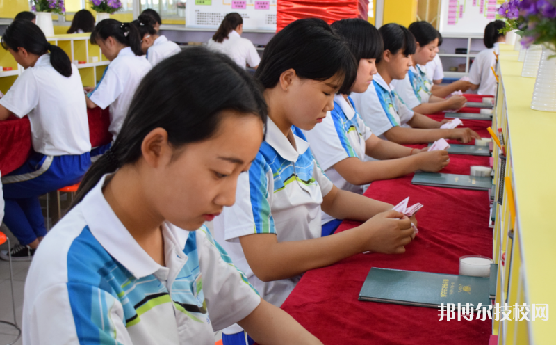 石家莊工程技術(shù)學(xué)校網(wǎng)站網(wǎng)址