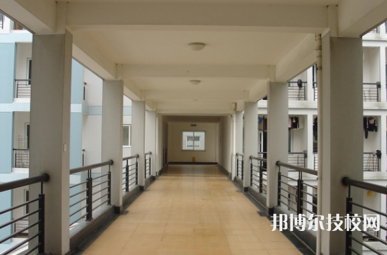 鄞州職業(yè)教育中心學(xué)校5