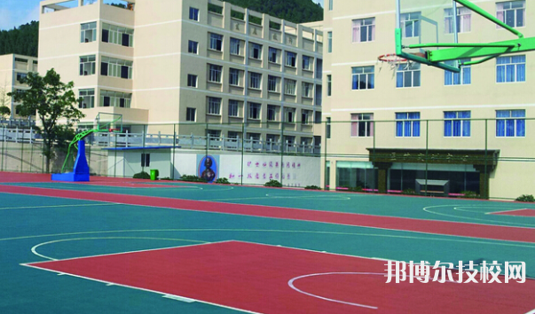 銅仁碧江中等職業(yè)學(xué)校2021年學(xué)費(fèi)、收費(fèi)多少