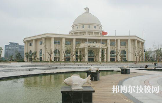 寧波外事學(xué)校4