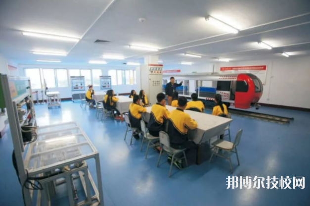 四川儀表工業(yè)學(xué)校2022年報(bào)名條件、招生要求、招生對象