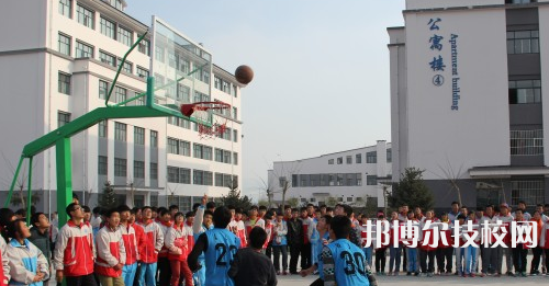 平?jīng)鰴C(jī)電工程學(xué)校2021年招生錄取分?jǐn)?shù)線