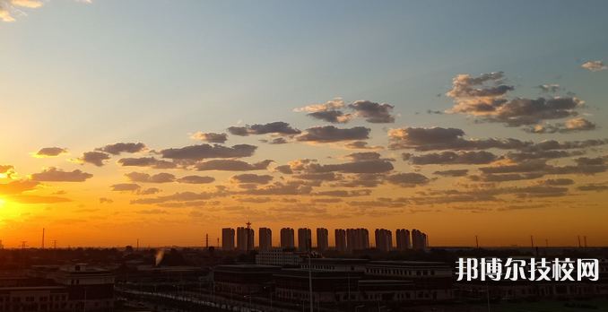石家莊市藝術(shù)學(xué)校2021年招生辦聯(lián)系電話