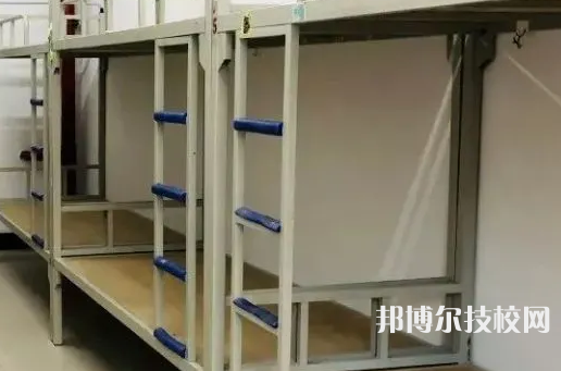 黔西中等職業(yè)學校2021年宿舍條件