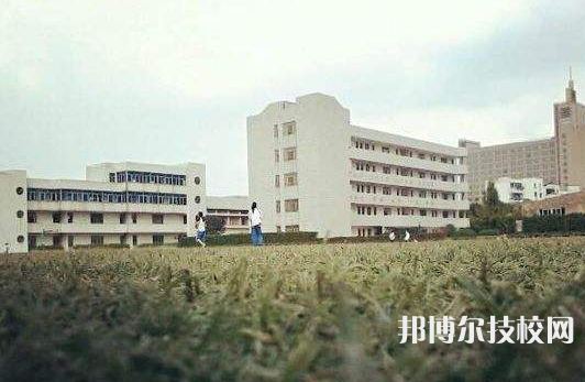 余姚市職業(yè)技術(shù)學(xué)校3