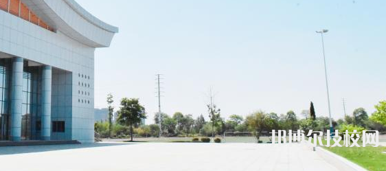 四川航天技師學(xué)院網(wǎng)站網(wǎng)址