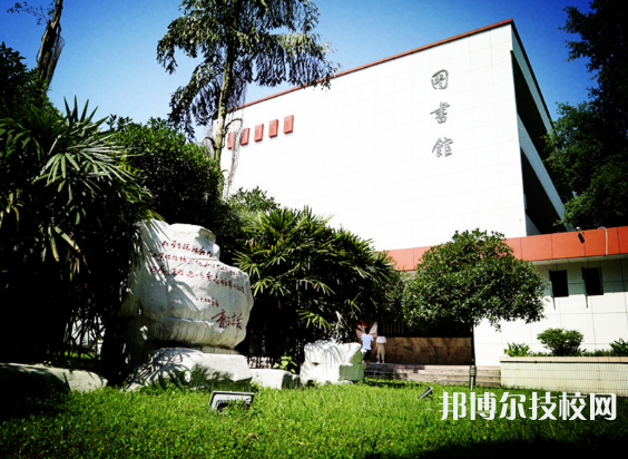 扶風(fēng)縣職業(yè)教育中心2021年報(bào)名條件、招生要求、招生對(duì)象