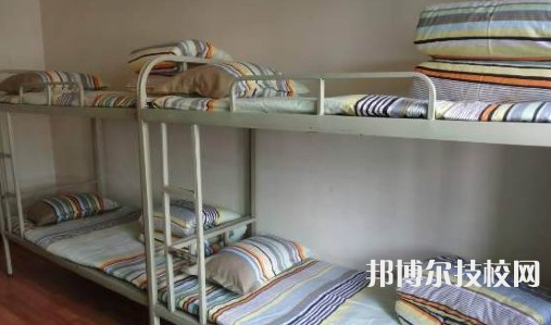織金中等職業(yè)學(xué)校2021年宿舍條件