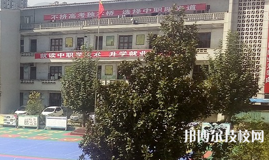 納雍中等職業(yè)學(xué)校2021年報(bào)名條件、招生要求、招生對(duì)象