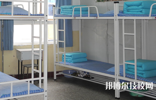 納雍中等職業(yè)學(xué)校2021年宿舍條件