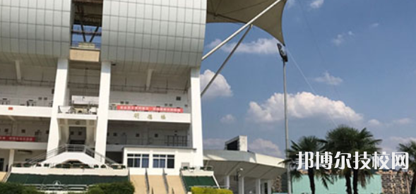 成都科華職業(yè)技術(shù)學(xué)校2021年宿舍條件