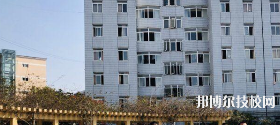 成都城市建設(shè)技工學(xué)校2021年報(bào)名條件、招生要求、招生對(duì)象