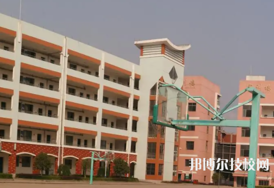 義烏城鎮(zhèn)職業(yè)技術(shù)學(xué)校2