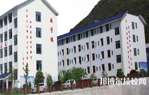 安順機(jī)械工業(yè)學(xué)校2021年報(bào)名條件、招生要求、招生對象