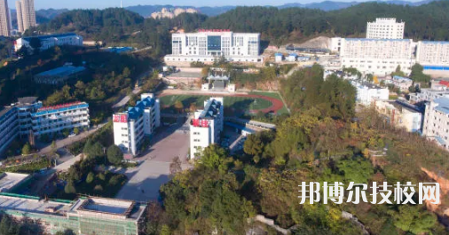 龍里中等職業(yè)學(xué)校2021年招生簡(jiǎn)章