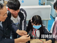 龍里中等職業(yè)學(xué)校2023年招生辦聯(lián)系電話