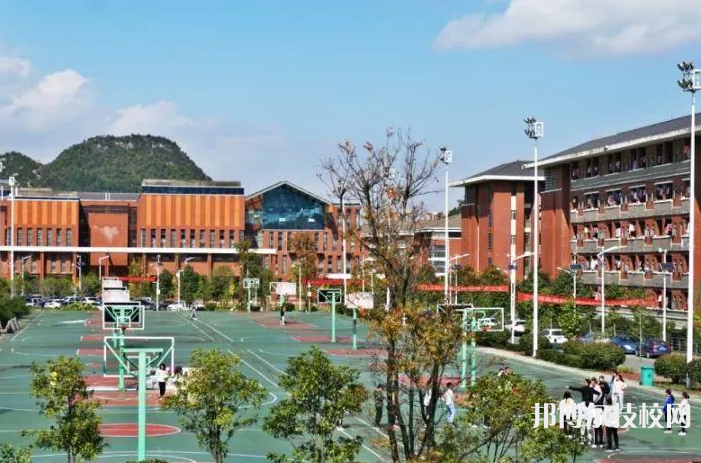 石家莊農(nóng)業(yè)學(xué)校2021年學(xué)費(fèi)、收費(fèi)多少