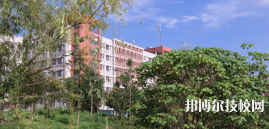成都工業(yè)職業(yè)技術(shù)學(xué)校2021年招生辦聯(lián)系電話