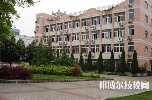 石家莊市第三職業(yè)中專學(xué)校怎么樣、好不好