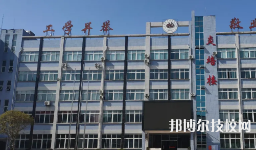 惠水中等職業(yè)學(xué)校2021年招生簡章