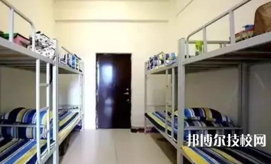 貴定中等職業(yè)學(xué)校2021年宿舍條件