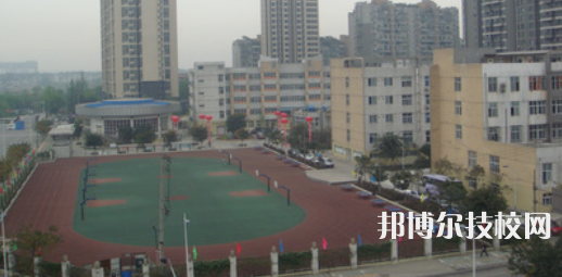 成都青蘇職業(yè)中專學(xué)校網(wǎng)站網(wǎng)址