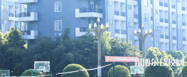 成都機電工程學校地址在哪里