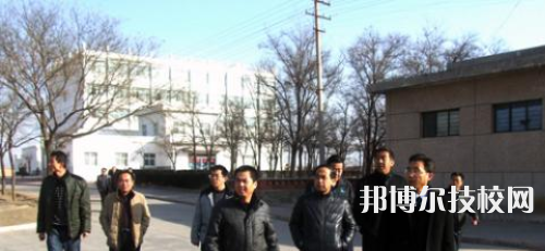 甘肅省煤炭工業(yè)技工學(xué)校2021年招生辦聯(lián)系電話