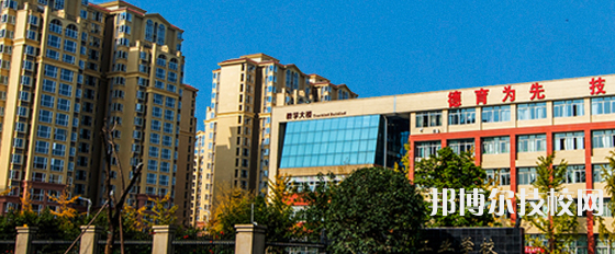 成都石化工業(yè)學(xué)校網(wǎng)站網(wǎng)址