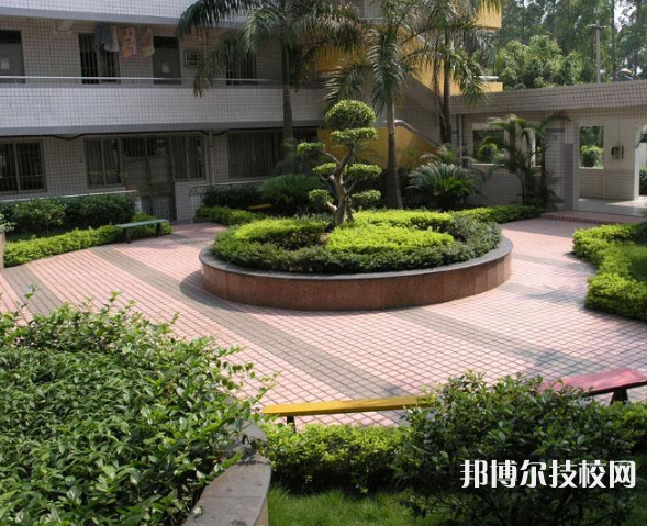 長武職業(yè)教育中心2021年招生辦聯(lián)系電話
