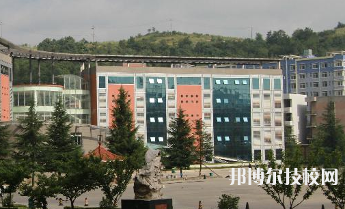 貴州交通運輸學(xué)校2021年招生簡章