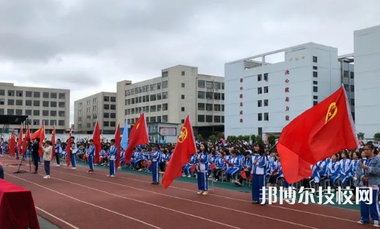 貴州貴陽(yáng)經(jīng)貿(mào)職業(yè)學(xué)校2021年招生錄取分?jǐn)?shù)線(xiàn)
