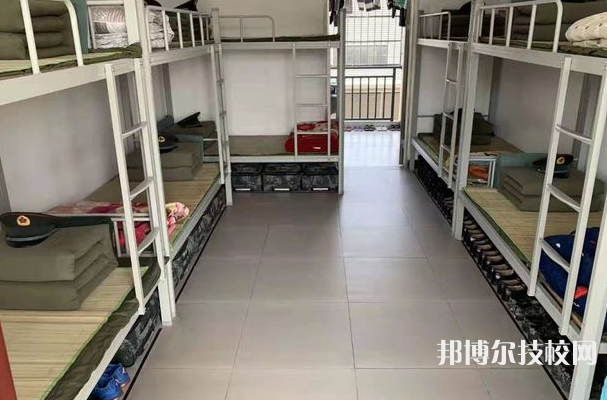 秦皇島燕?？萍悸殬I(yè)學校2021年宿舍條件