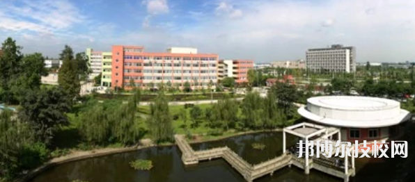 成都鐵路工程學(xué)校怎么樣、好不好