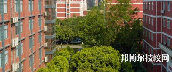 四川托普計算機職業(yè)學校2021年招生錄取分數(shù)線