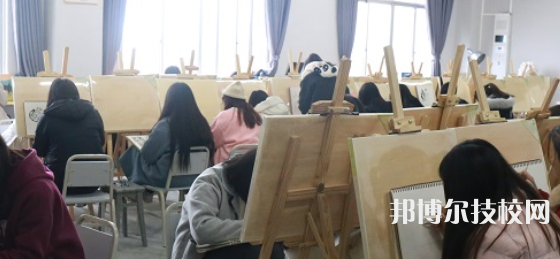 四川托普計(jì)算機(jī)職業(yè)學(xué)校2021年招生辦聯(lián)系電話