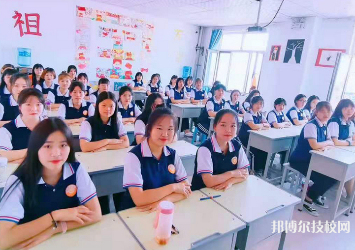 邯鄲經(jīng)濟管理中專學校2021年招生辦聯(lián)系電話