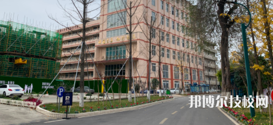 核工業(yè)成都機電學校2021年招生辦聯(lián)系電話