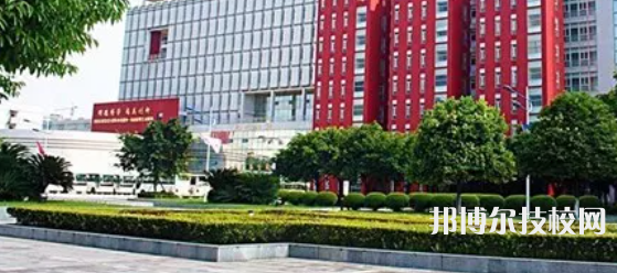四川音樂學(xué)院附屬中等藝術(shù)學(xué)校2021年有哪些專業(yè)