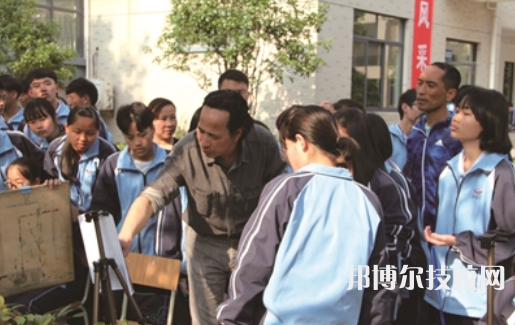 杭州余杭區(qū)商貿(mào)職業(yè)高級中學(xué)2