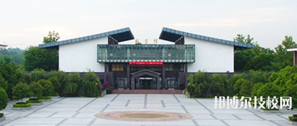 四川旅游學校2021年宿舍條件