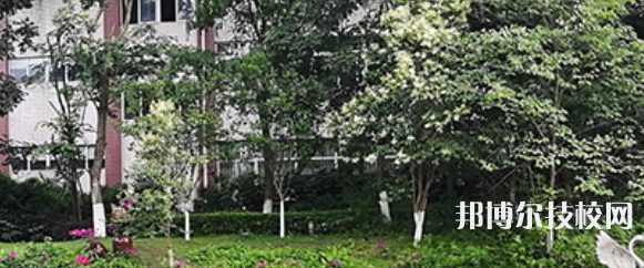 四川旅游學(xué)校地址在哪里