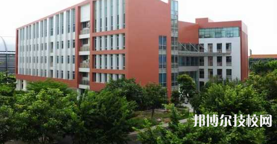 河北新時(shí)代學(xué)校2021年招生辦聯(lián)系電話