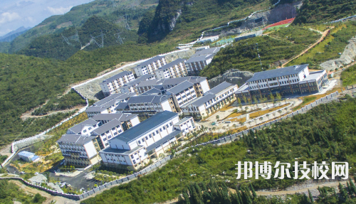 貴州興仁民族職業(yè)技術(shù)學(xué)校2021年學(xué)費、收費多少