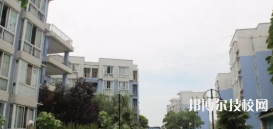 四川大學(xué)附設(shè)華西衛(wèi)生學(xué)校2021年學(xué)費(fèi)、收費(fèi)多少