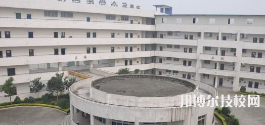 四川衛(wèi)生學(xué)校2021年宿舍條件