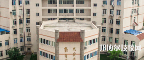 成都中醫(yī)藥大學(xué)附屬醫(yī)院針灸學(xué)校2021年報(bào)名條件、招生要求、招生對象