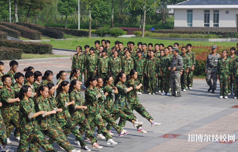 武邑奮飛職業(yè)技術(shù)中等專業(yè)學(xué)校怎么樣、好不好