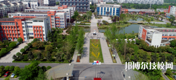 成都鐵路衛(wèi)生學校地址在哪里